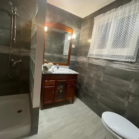 Casa Calderon De Medina L,ll Lll Y Lv Holiday home