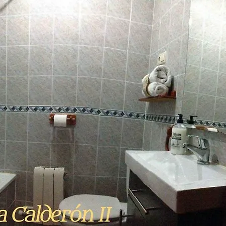 Casa Calderon De Medina L,ll Lll Y Lv Holiday home *